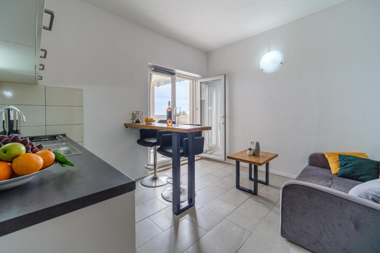Rooms Plaza Divuje Murvica  Exterior photo